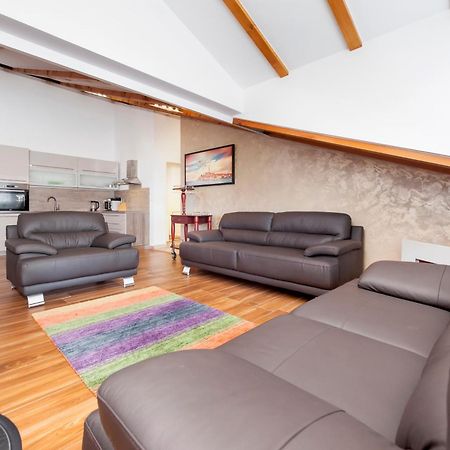 Apartment The Loft Rovinj Bagian luar foto