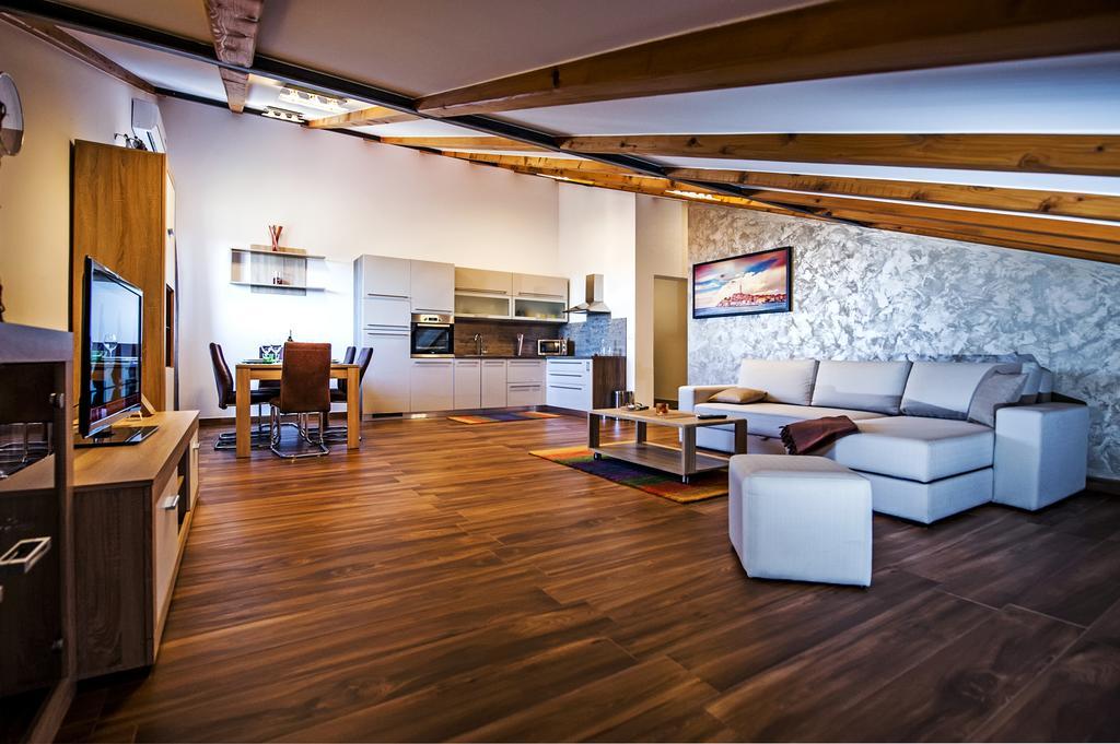 Apartment The Loft Rovinj Bagian luar foto